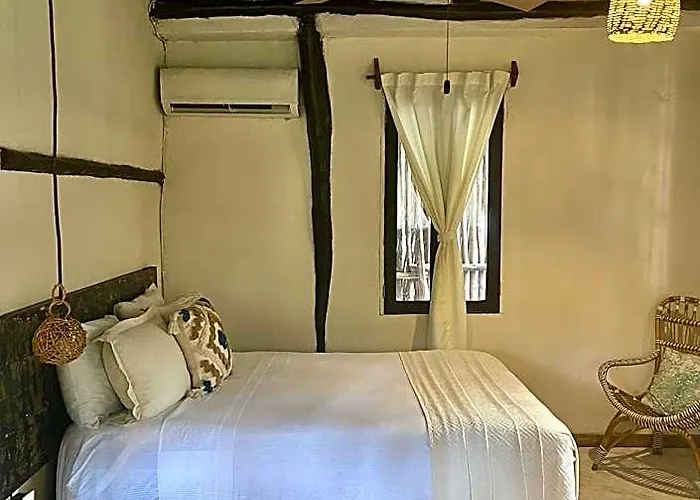 Hotel Sivana 3*